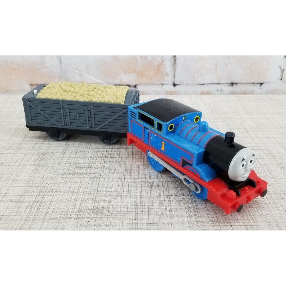 Thomas & Friends TrackMaster Thomas The Engine #1 Motorized Talking Toy Train